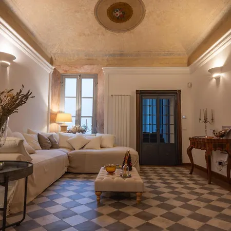 Scappo In Umbria, Residenza Monaldeschi Орвието