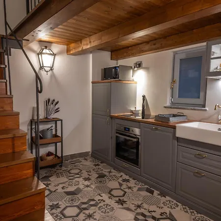 Scappo In Umbria, Residenza Monaldeschi